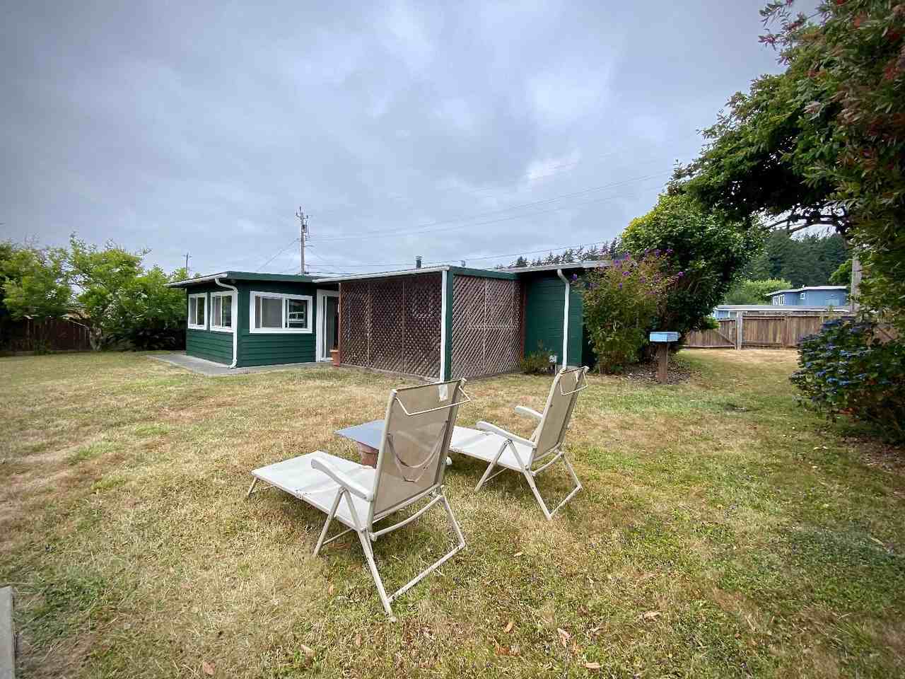 1245 Chester Ave - Photo 3 of 20