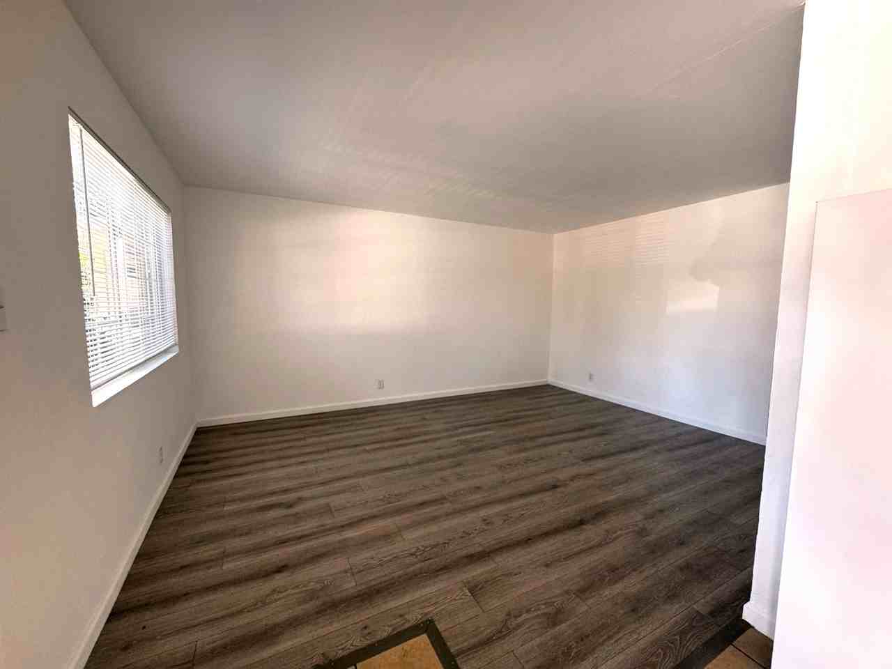 302 Dumont Ave #1 - Photo 5 of 14