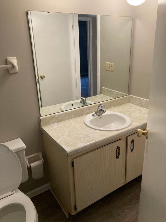 1326 Black Forest Dr #B - Photo 7 of 12