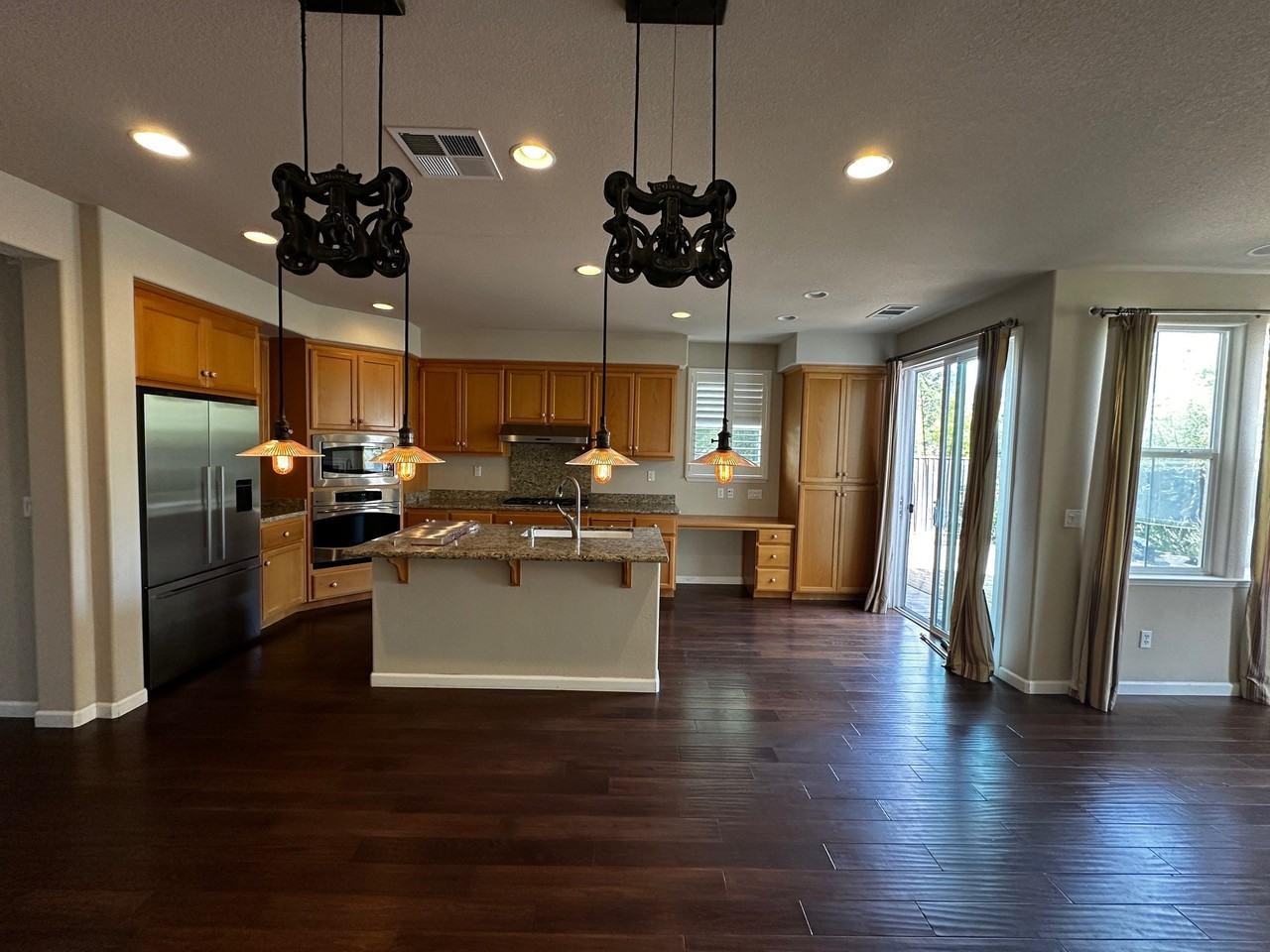 133 Paddington Ct #NA - Photo 4 of 11