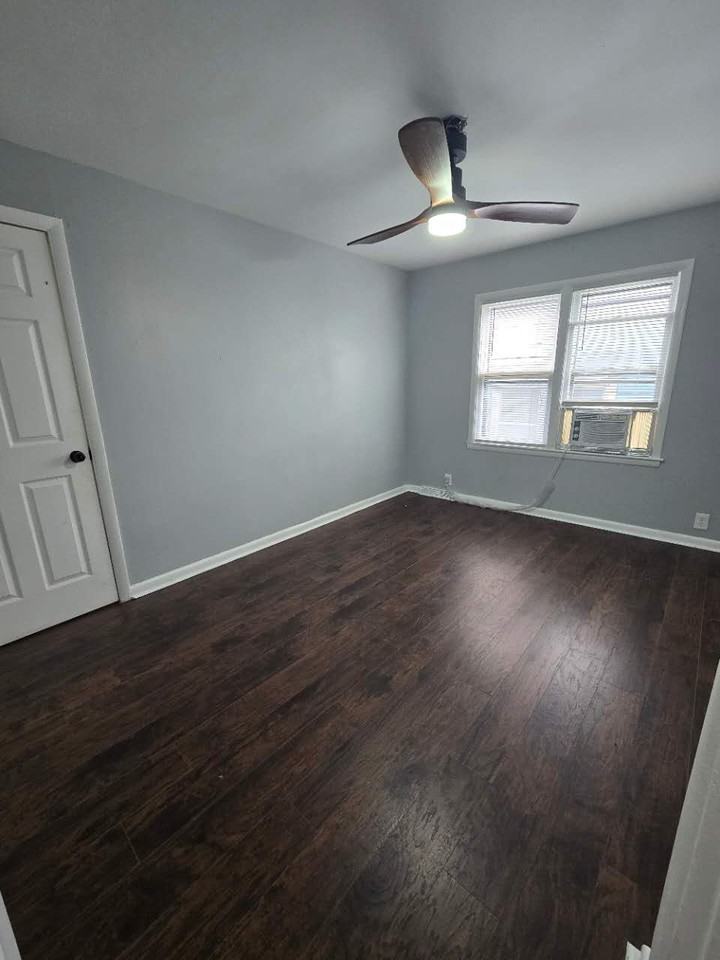 4409 Myrtle Ave #NA - Photo 2 of 10