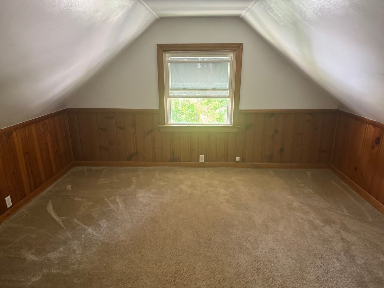 1107 Hannah Ave #2 - Photo 3 of 7