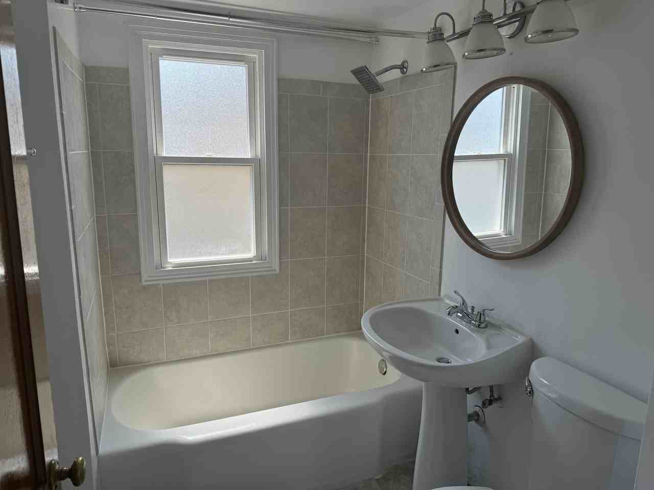 1107 Hannah Ave #2 - Photo 4 of 7