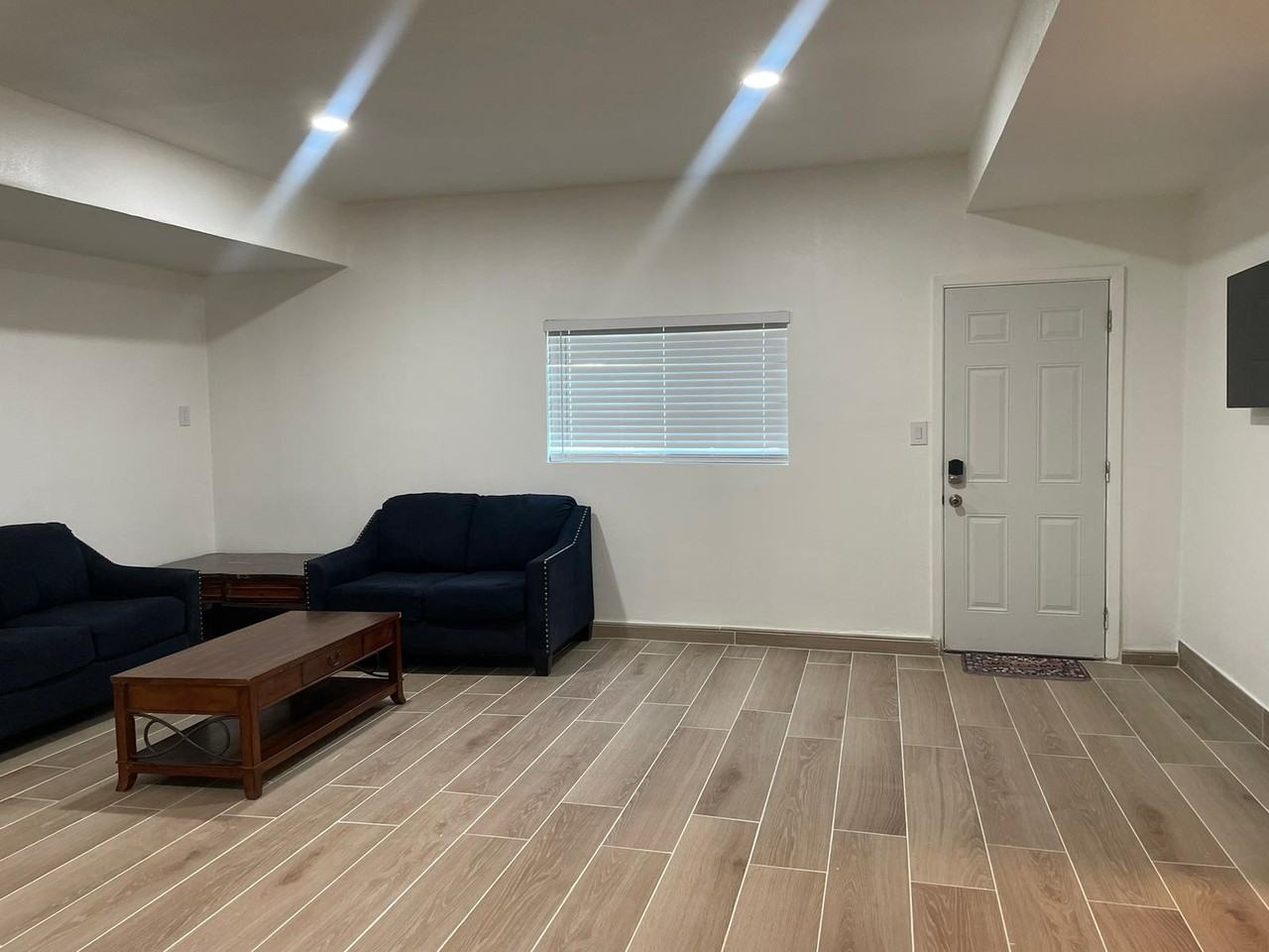 178 Maple Ct #178MAPLE - Photo 2 of 11