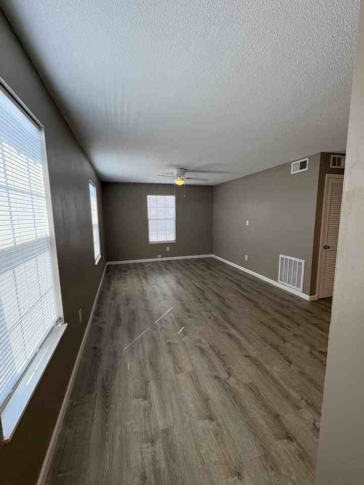 414 Maryville Hwy #2 - Photo 2 of 10