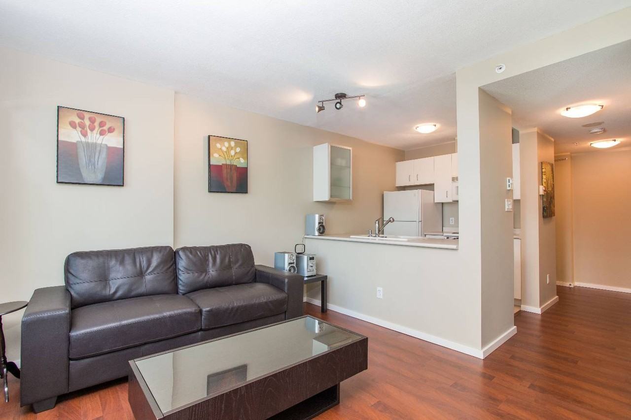 438 Seymour St #806 - Photo 5 of 19
