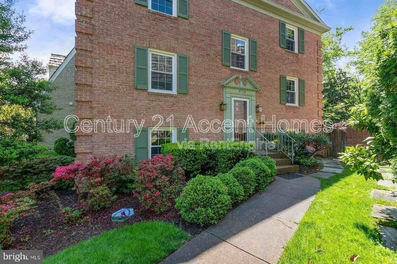 4720 24th St N - Photo 2 of 2