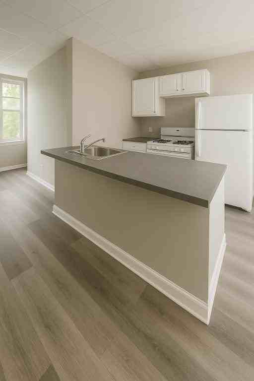 201 Emming Street - Photo 5 of 7