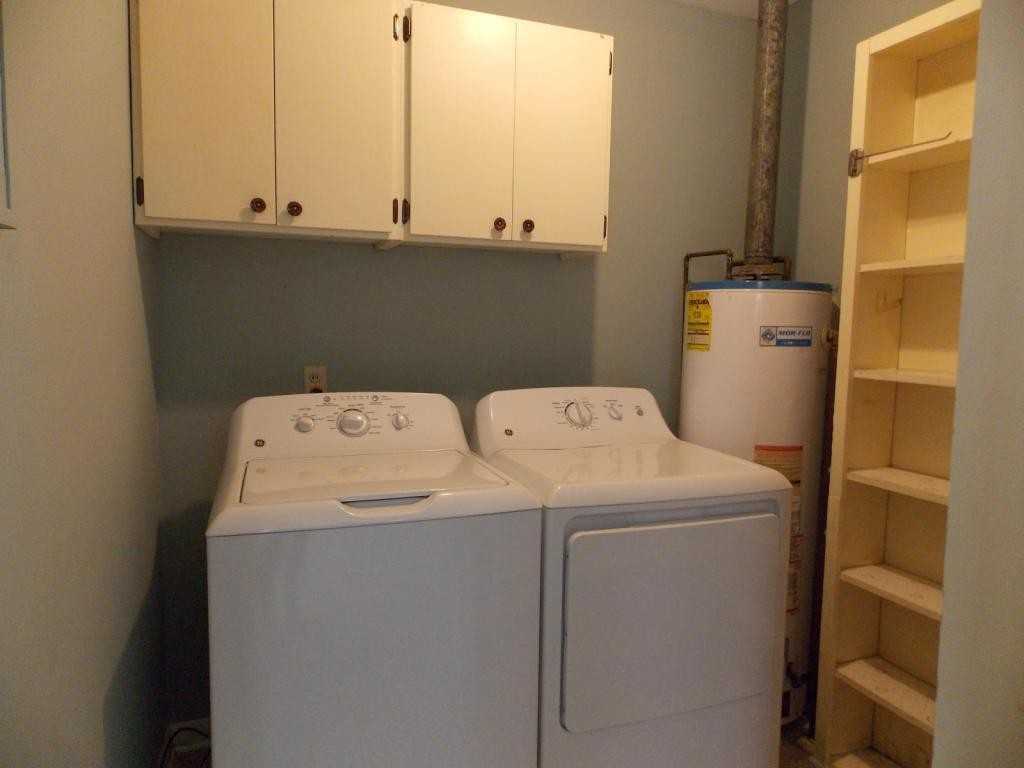 403 Catherine Ave - Photo 7 of 14