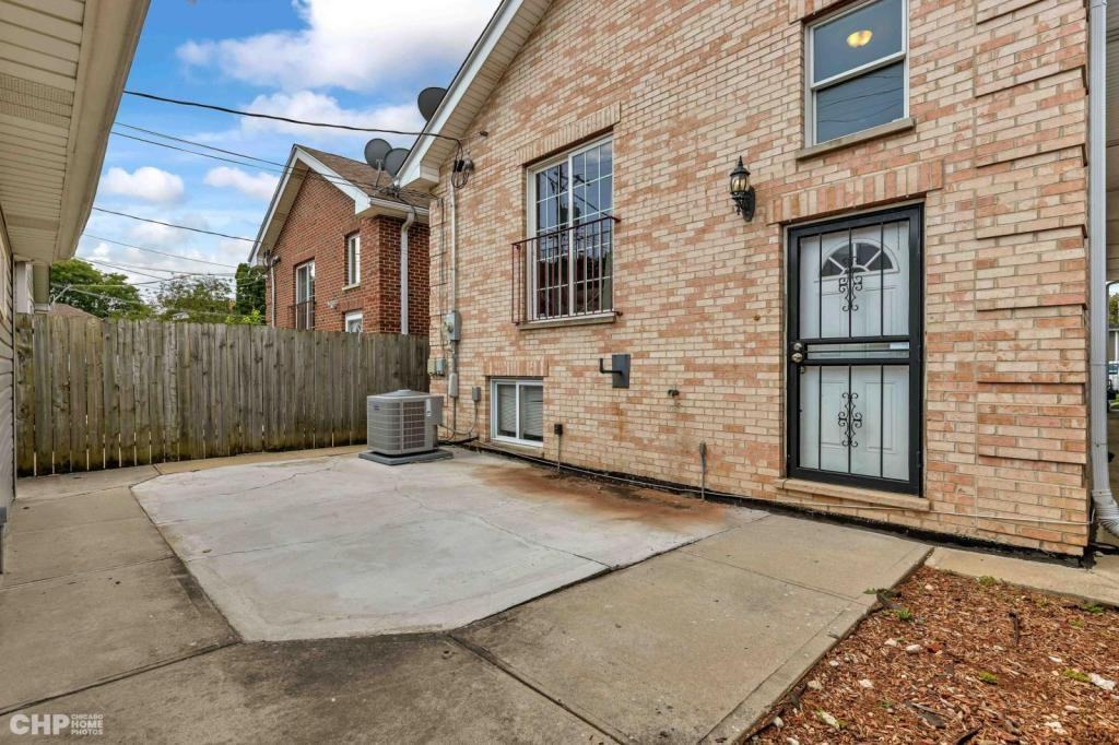 2931 N Rutherford Ave - Photo 3 of 28