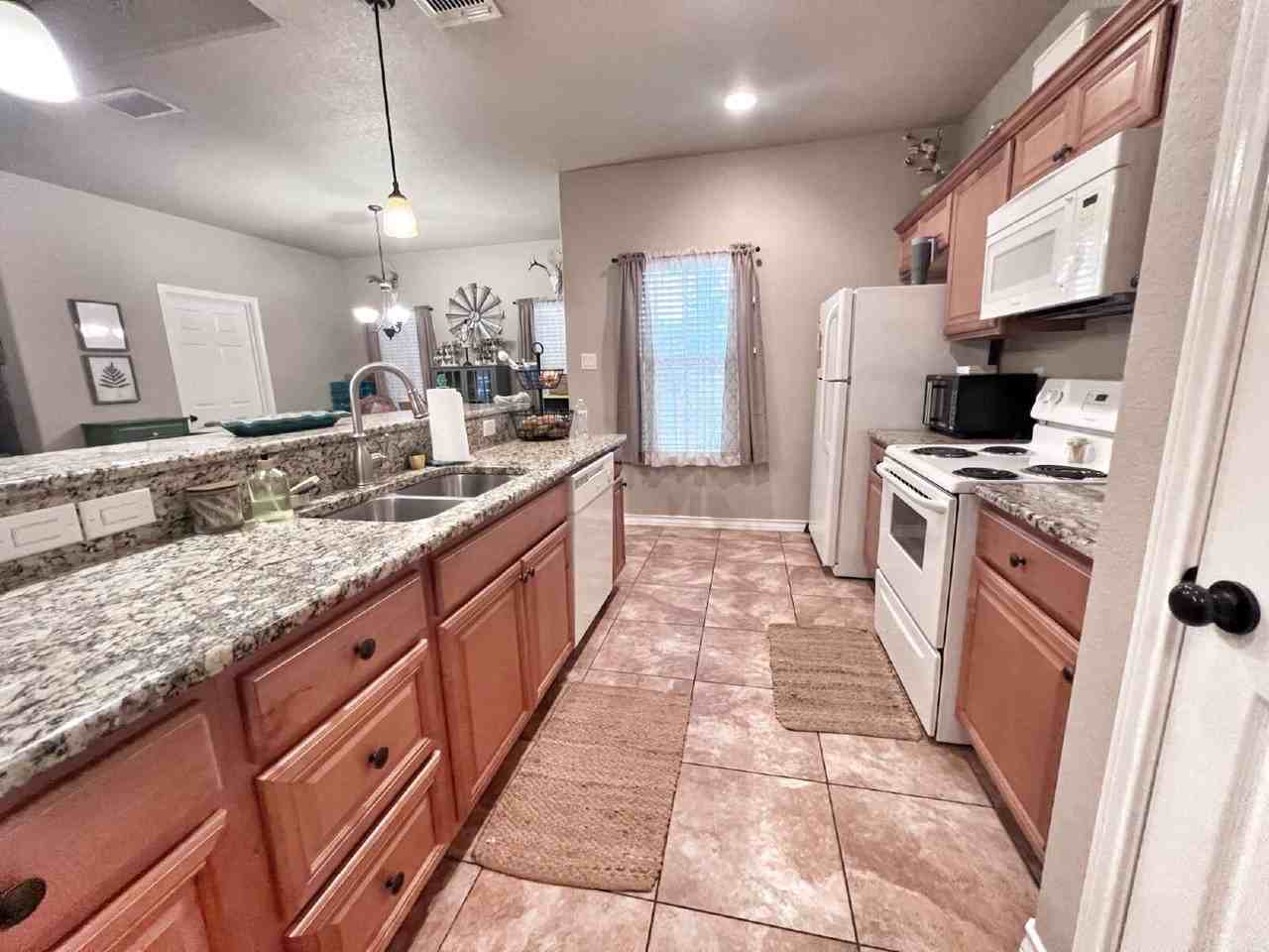 102 Boeck - Photo 3 of 22