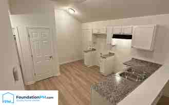 96 W Byfield Dr - Photo 1 of 1