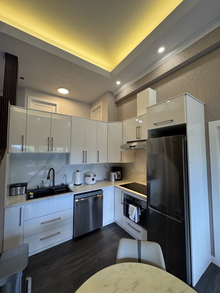 Sandstone Crescent & Noons Creek Dr - Photo 2 of 22