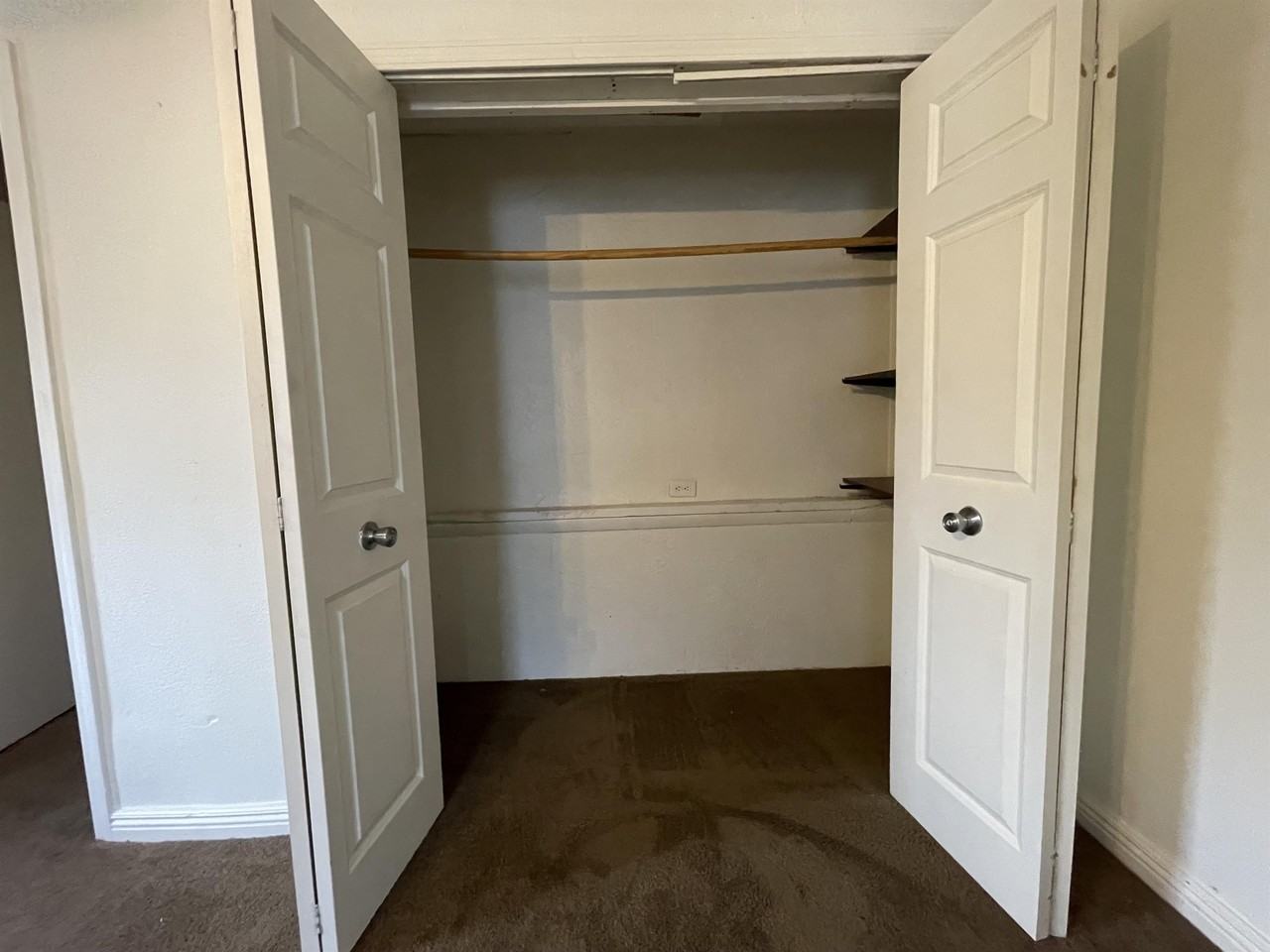 1716 5th St Ne #2 - Photo 2 of 22