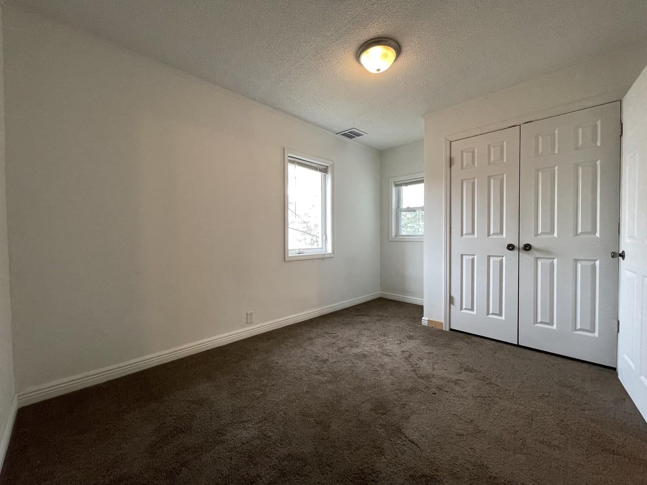 1716 5th St Ne #2 - Photo 6 of 22