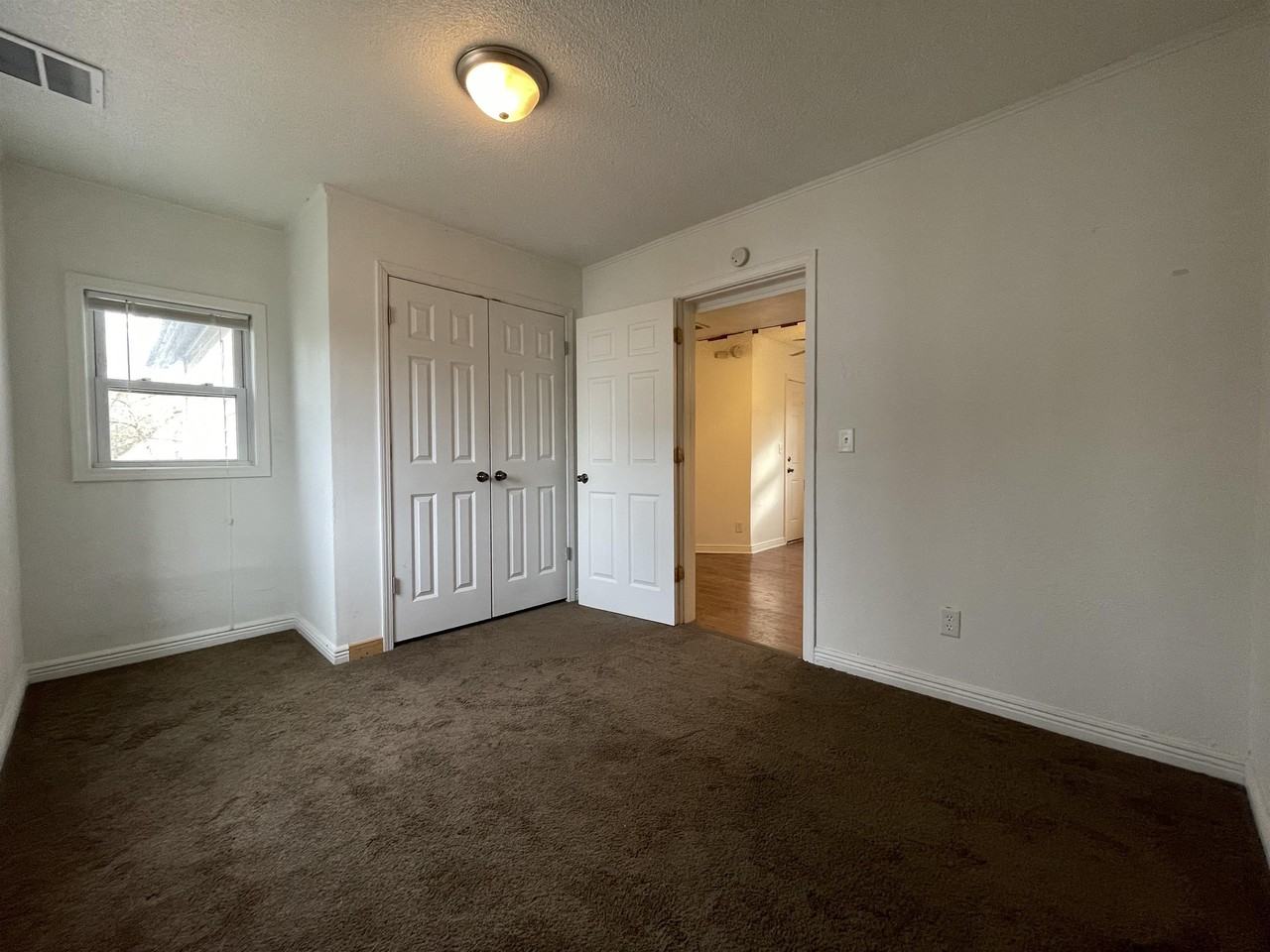 1716 5th St Ne #2 - Photo 7 of 22