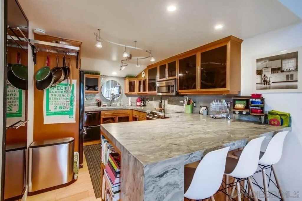 509 S Sierra Ave #1 - Photo 2 of 48