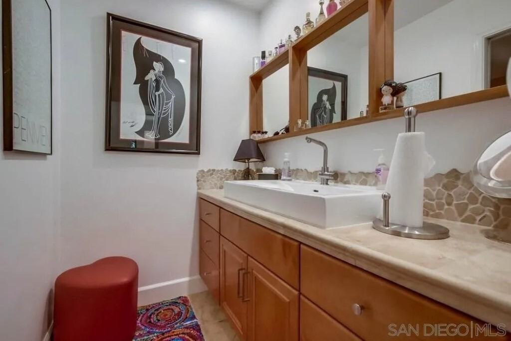 509 S Sierra Ave #1 - Photo 2 of 47