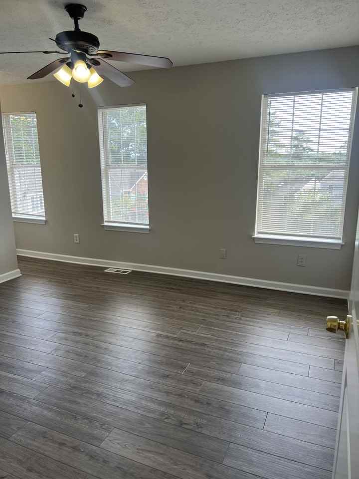 1877 Barrington Ct #1 - Photo 3 of 10