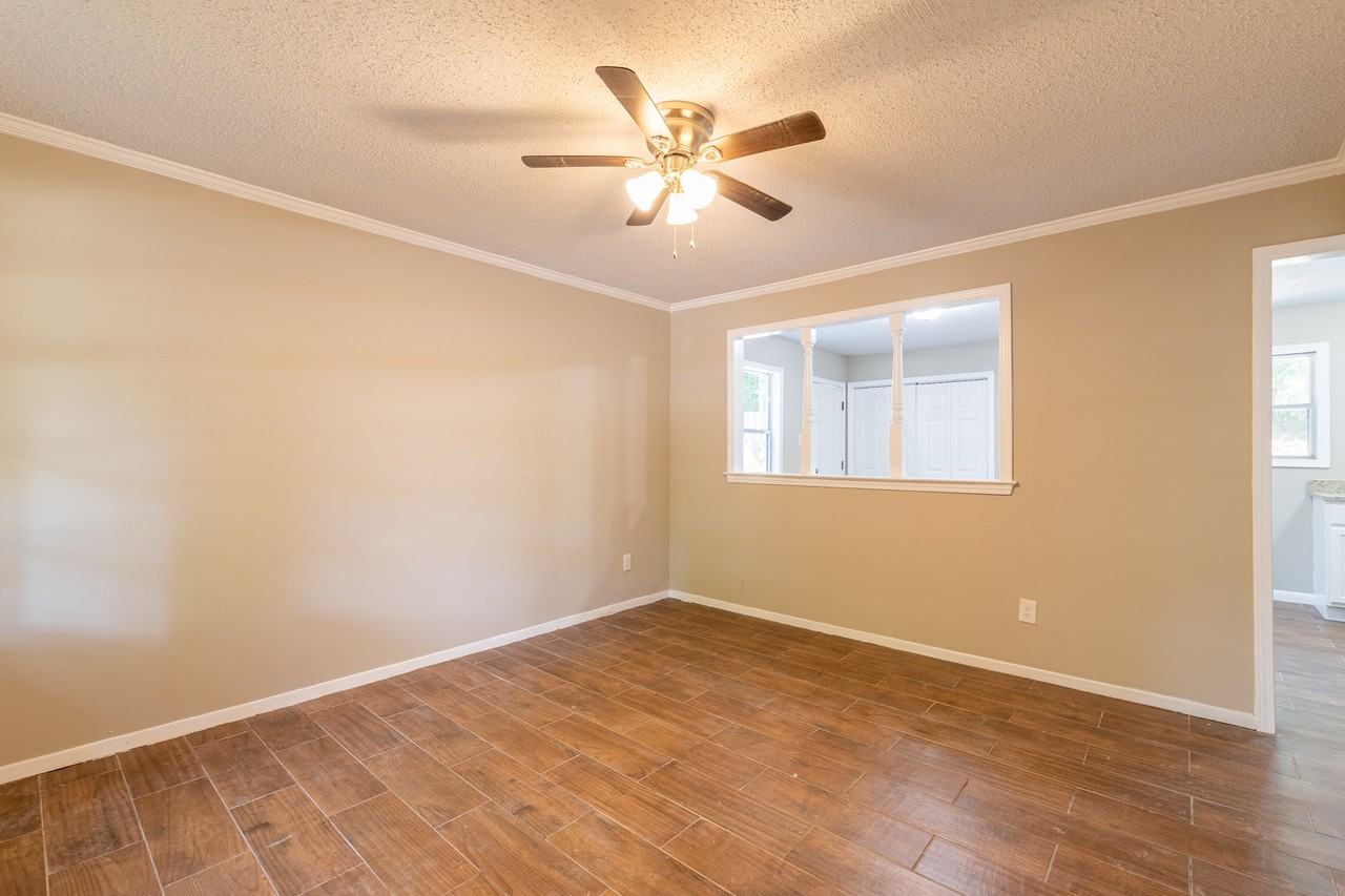 4468 Tarleton Dr - Photo 2 of 38