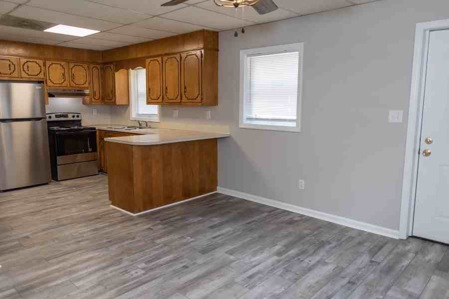 505 W Main St #3 - Photo 4 of 13