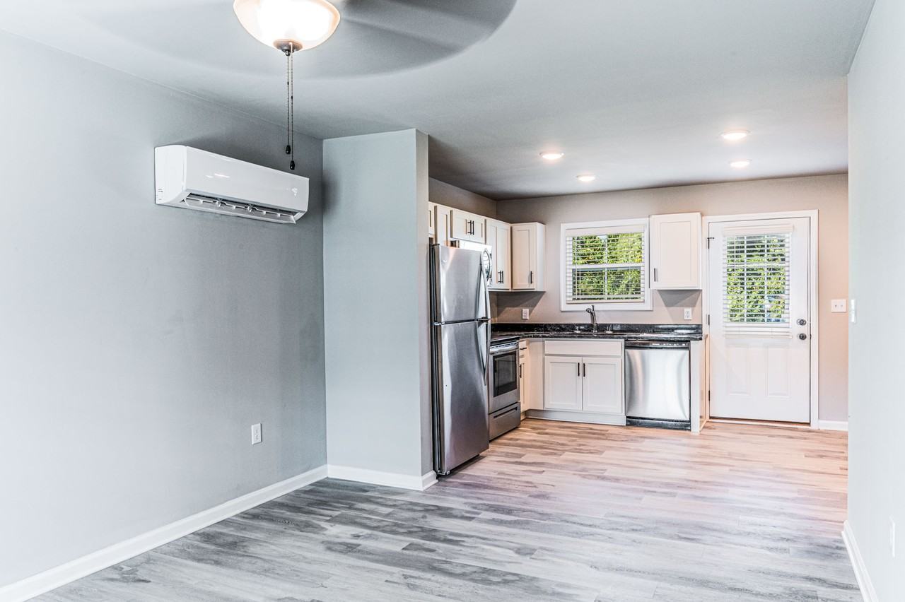 249 Whispering Hills Blvd - Photo 2 of 27