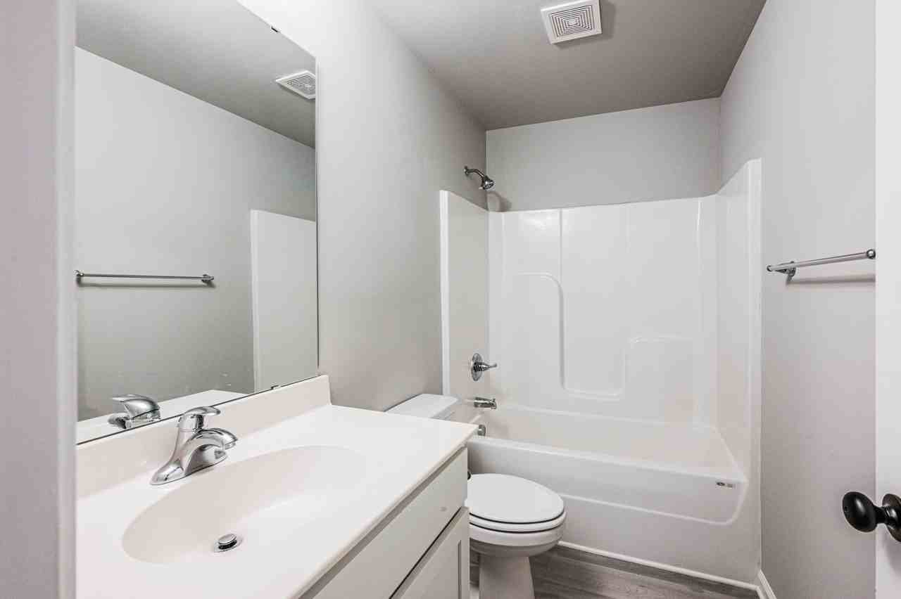 249 Whispering Hills Blvd - Photo 7 of 27