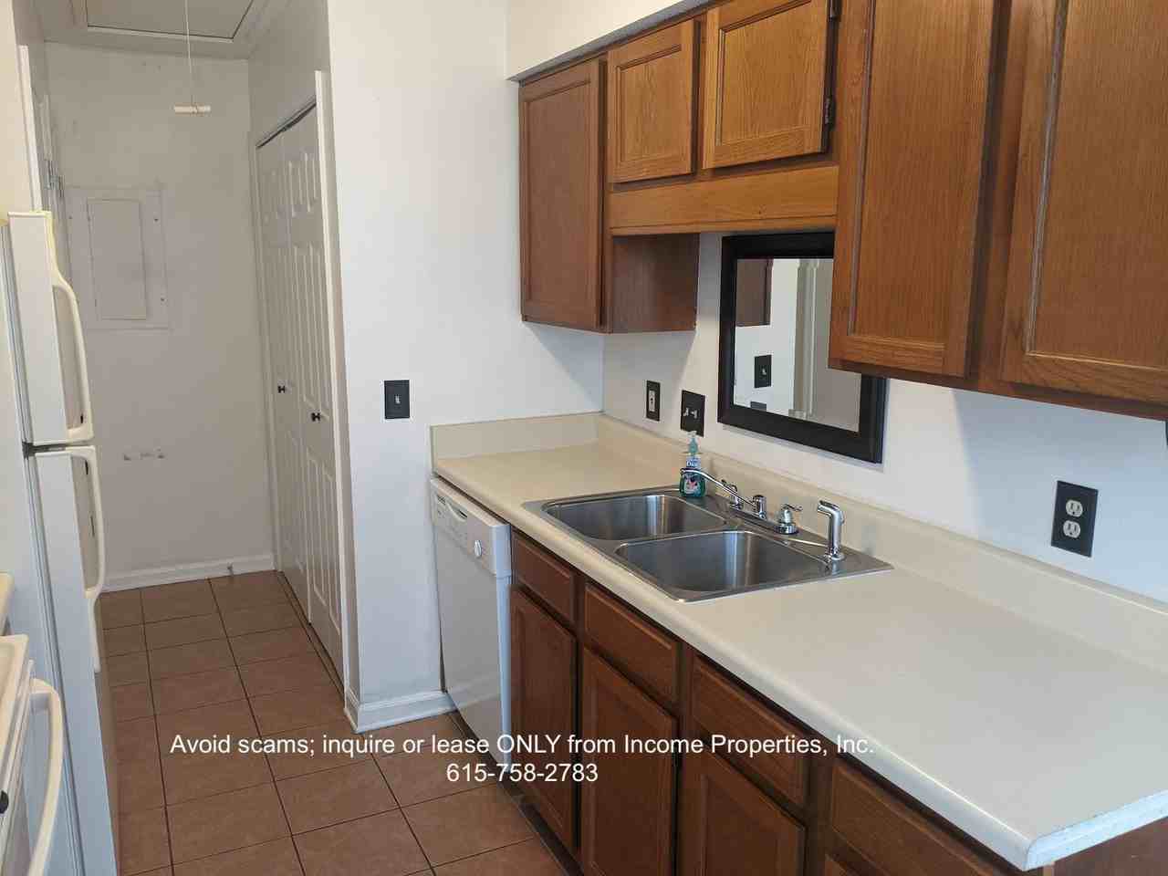 172 Brooke Castle Dr #1 - Photo 2 of 23