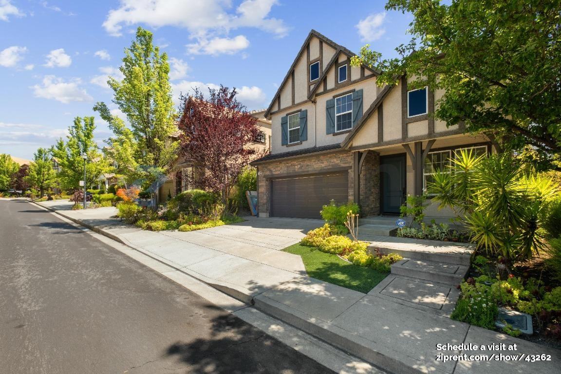 5023 Queensbury Way - Photo 2 of 39