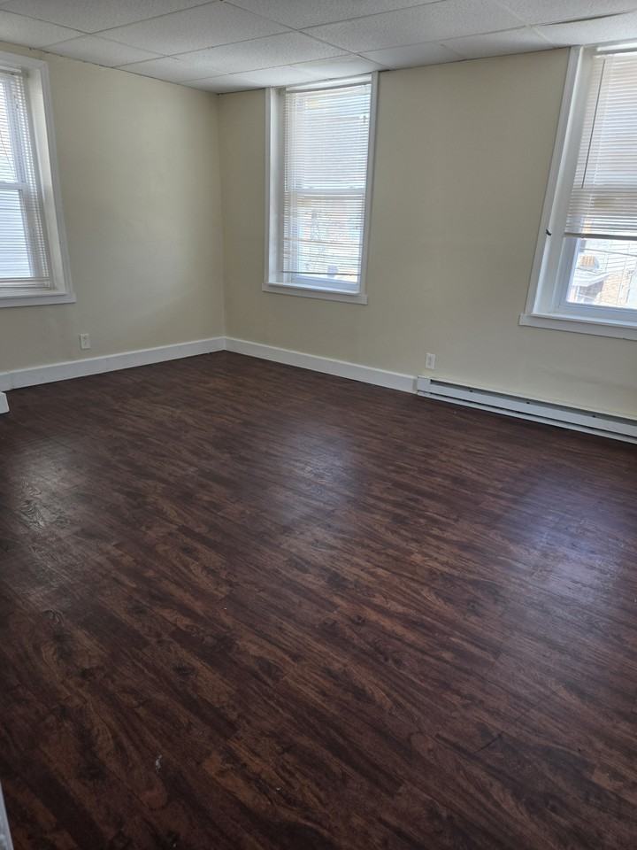 432 North 64th Street - Photo 6 of 9