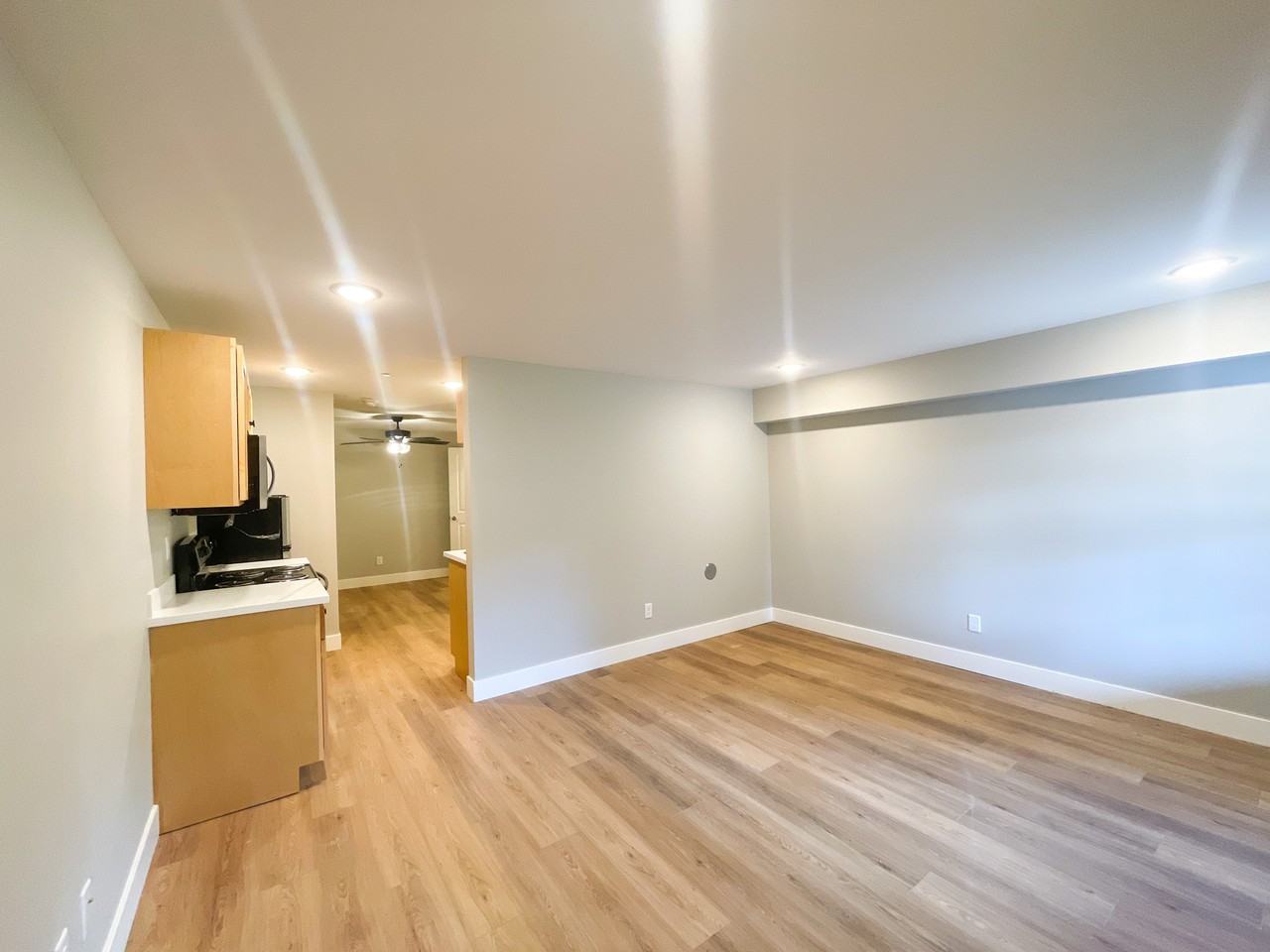 122 South Bellevue Street - Photo 3 of 17