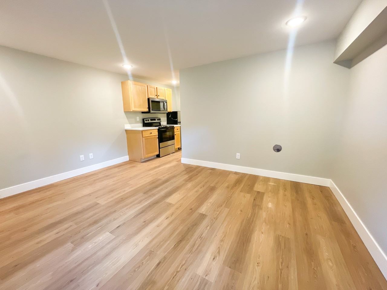 122 South Bellevue Street - Photo 4 of 17
