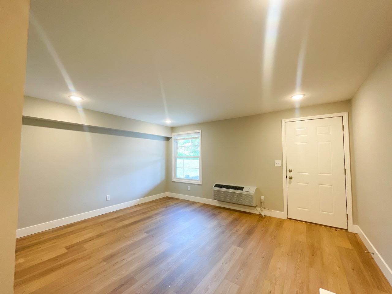 122 South Bellevue Street - Photo 5 of 17