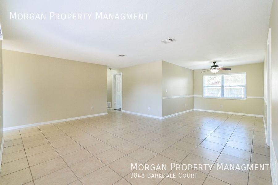 3848 Barkdale Ct - Photo 3 of 16