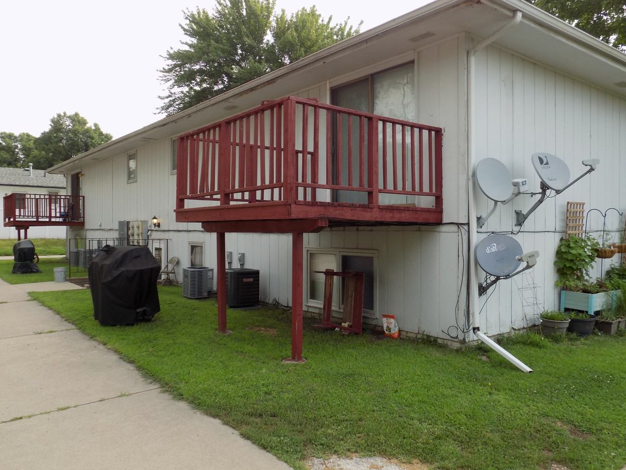 4021 N 8th St #4 - Photo 3 of 10