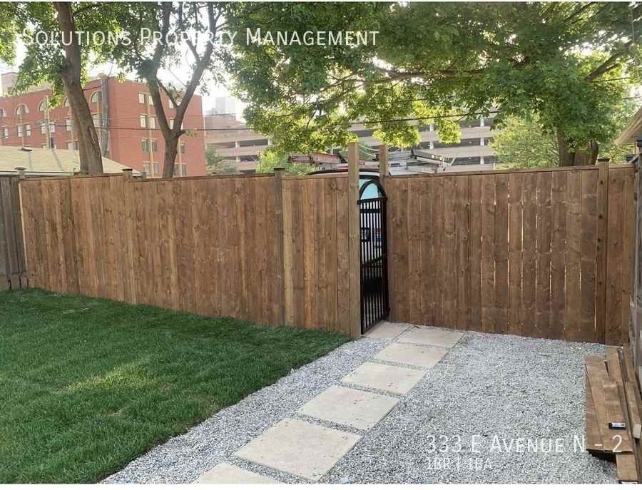 333 East Avenue North #2 - Photo 7 of 7