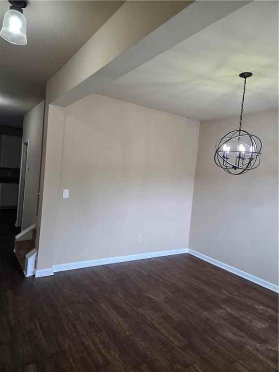 1030 Glenwyck Dr - Photo 4 of 14