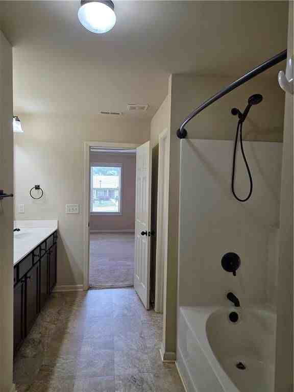 1030 Glenwyck Dr - Photo 7 of 14