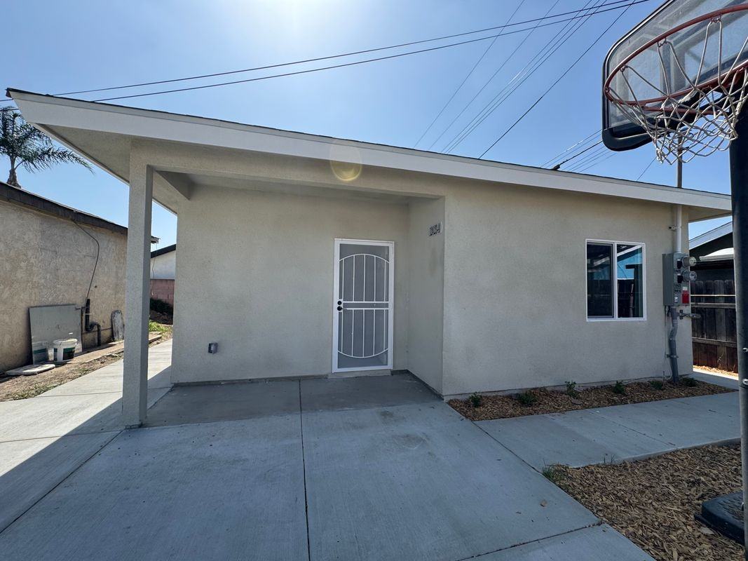 12423 224th St ##A - Photo 2 of 18