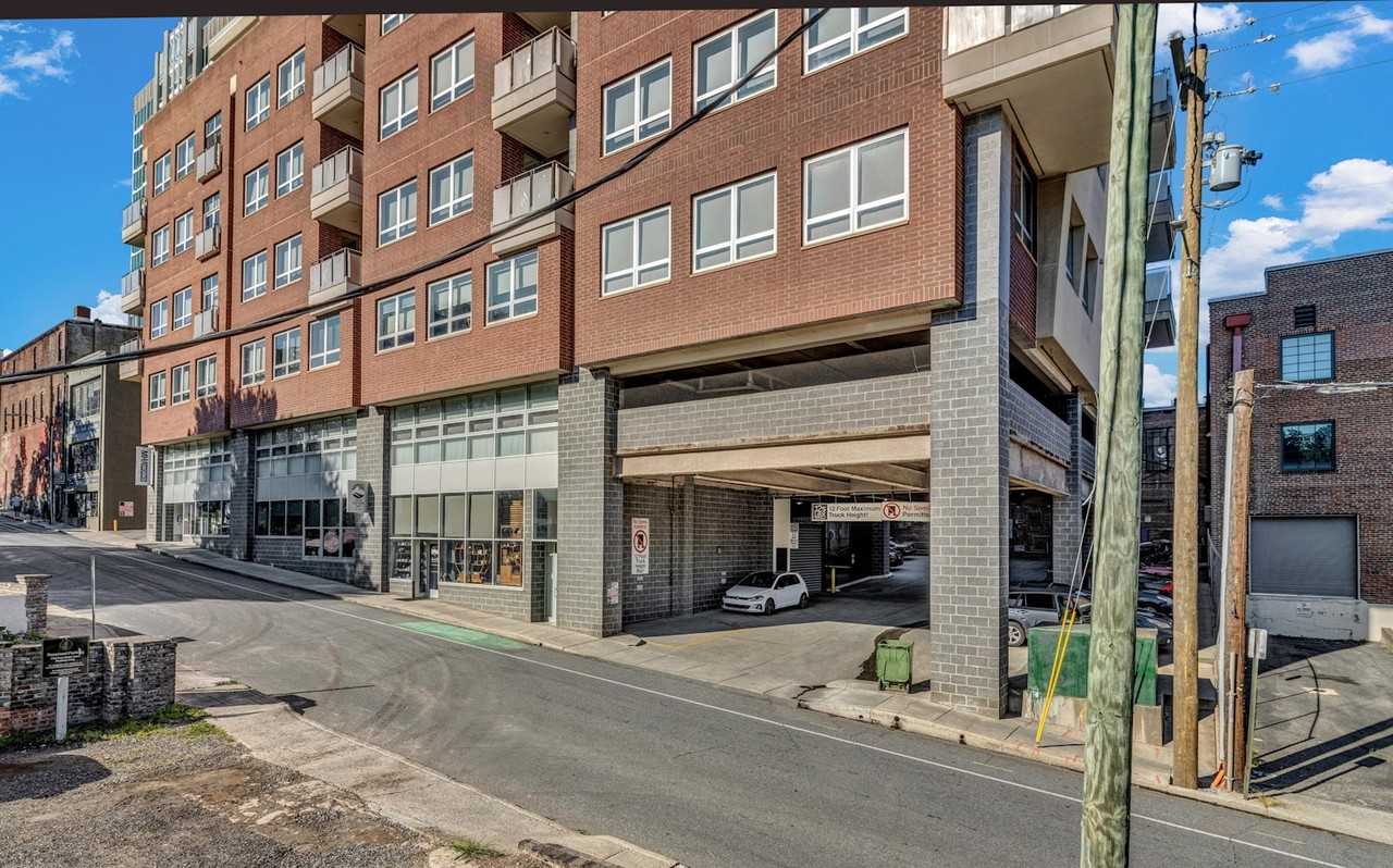 12 South Lexington Avenue, Unit 402 - Photo 3 of 47