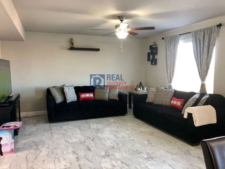 10724 Matta Dr - Photo 2 of 23