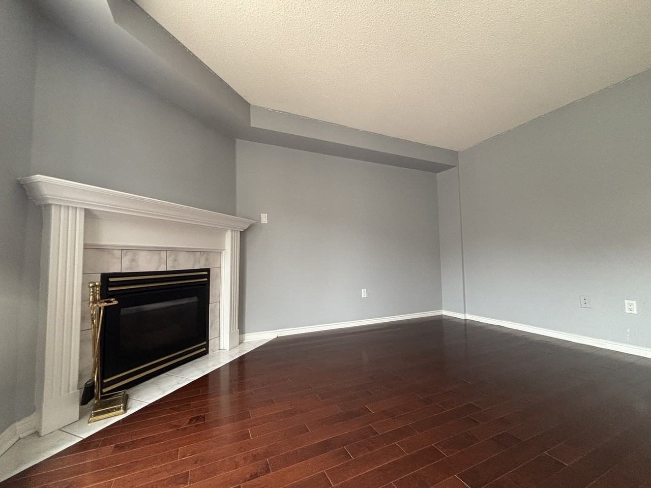 232 Lockwood Rd - Photo 3 of 16