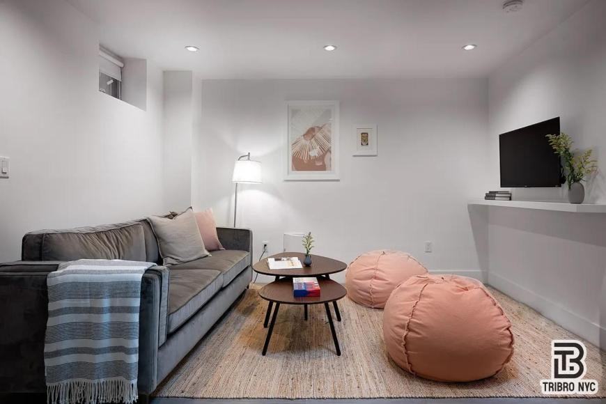 291 Stanhope Street - Photo 6 of 10