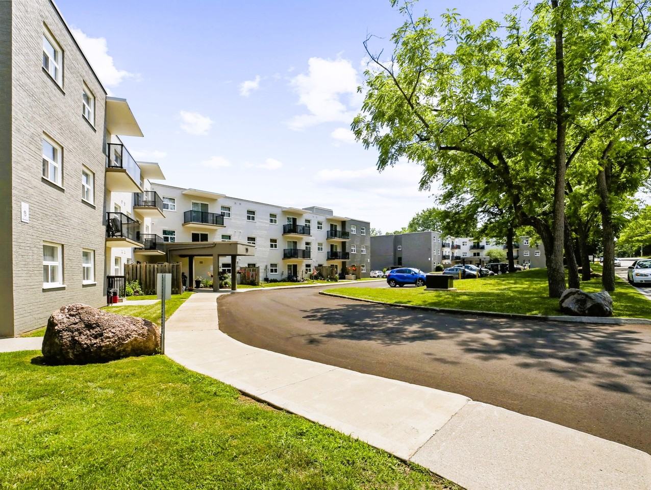 Barker Street Apartments - Photo 2 of 27