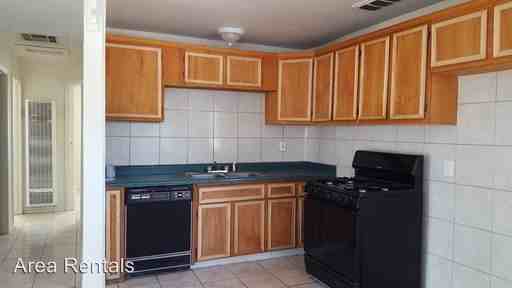 34448 Birch Rd - Photo 3 of 14