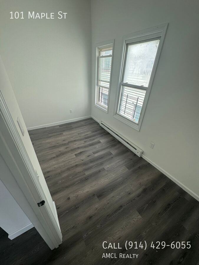 101 Maple Place - Photo 3 of 15