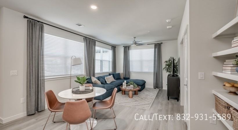 200 Hogan St #PHY1 - Photo 3 of 14