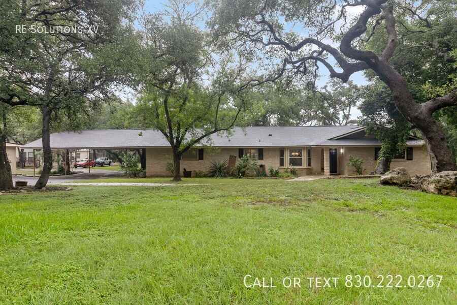 28160 Windwood Dr E Unit 1 - Photo 2 of 19