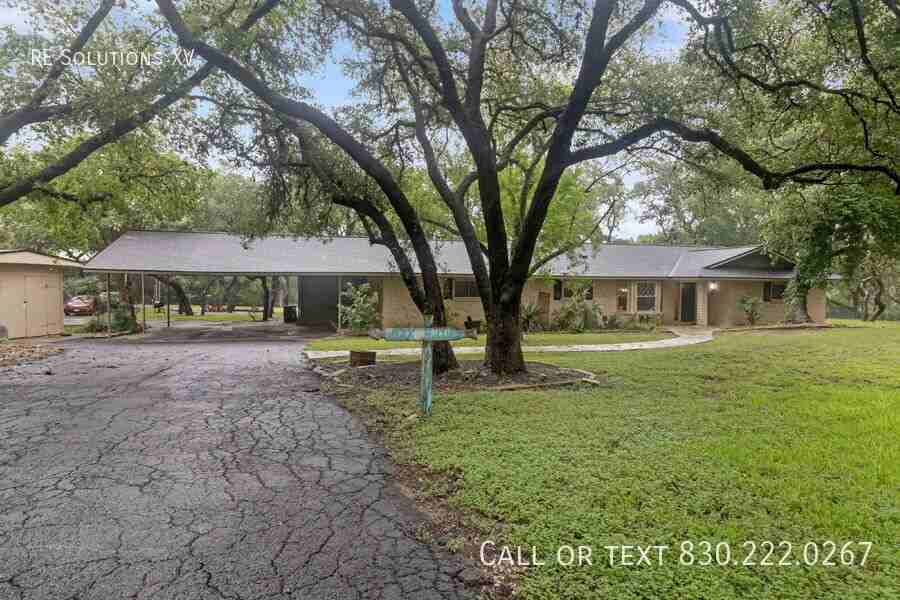 28160 Windwood Dr E Unit 1 - Photo 3 of 19