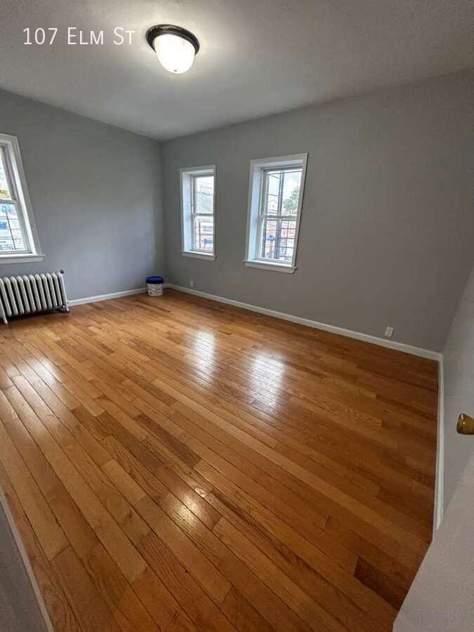 107 Elm St - Photo 4 of 5